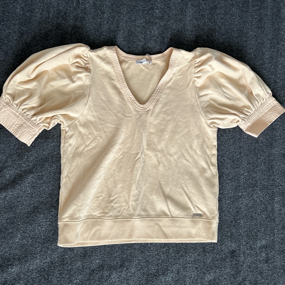 Calvin Klein Women’s Puff Sleeve Top in Butter Yellow. Size S